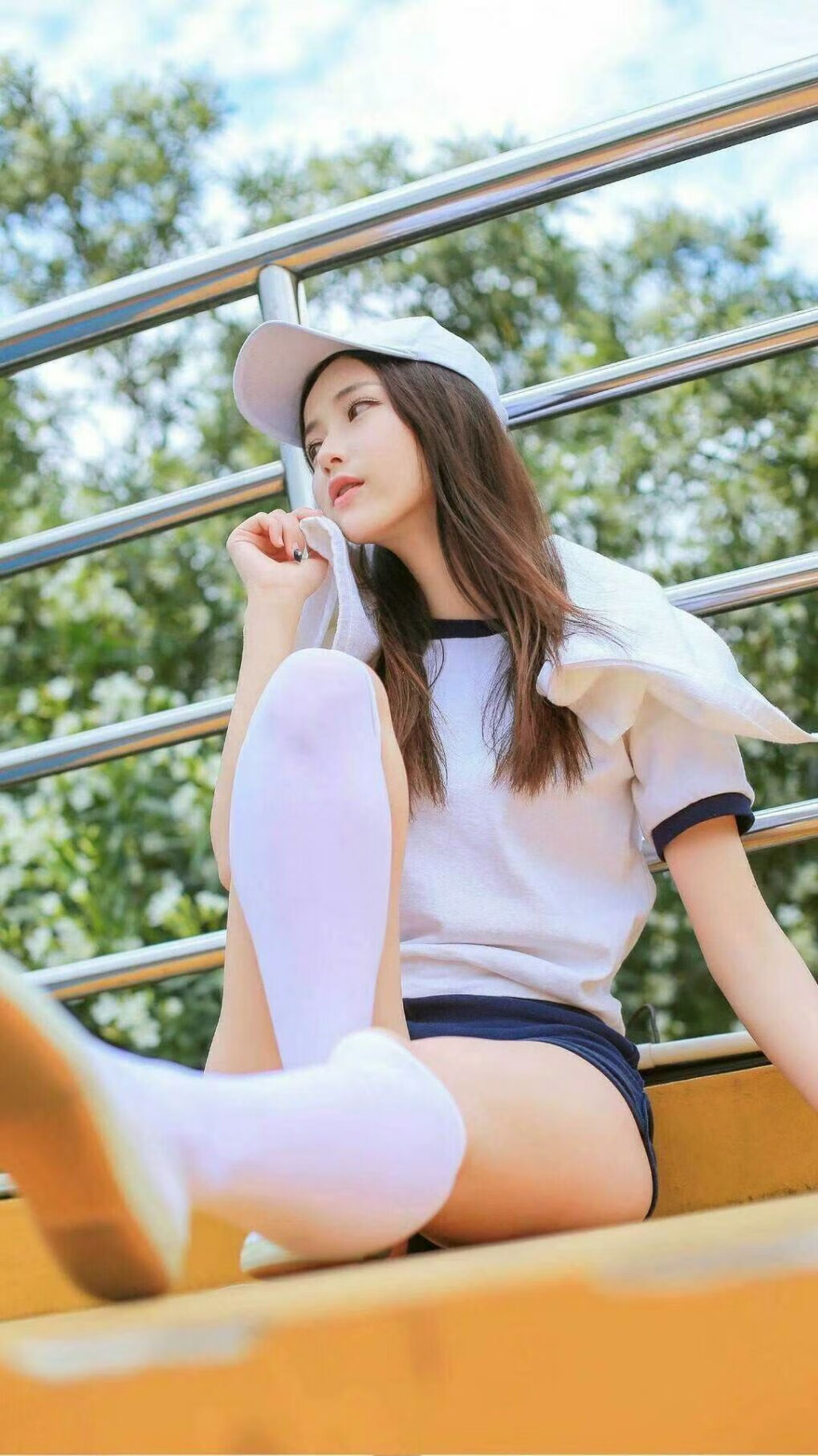 乐鱼电竞-公牛完封凯尔特人，系列赛焦点战中德罗赞篮下统治全场，公牛对凯尔特人罗斯惊艳-乐鱼电竞