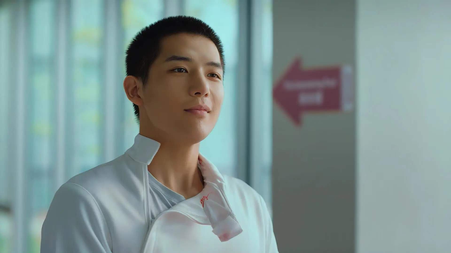 体育新闻中心发布体育新媒体用户行为分析报告，体育新闻受众