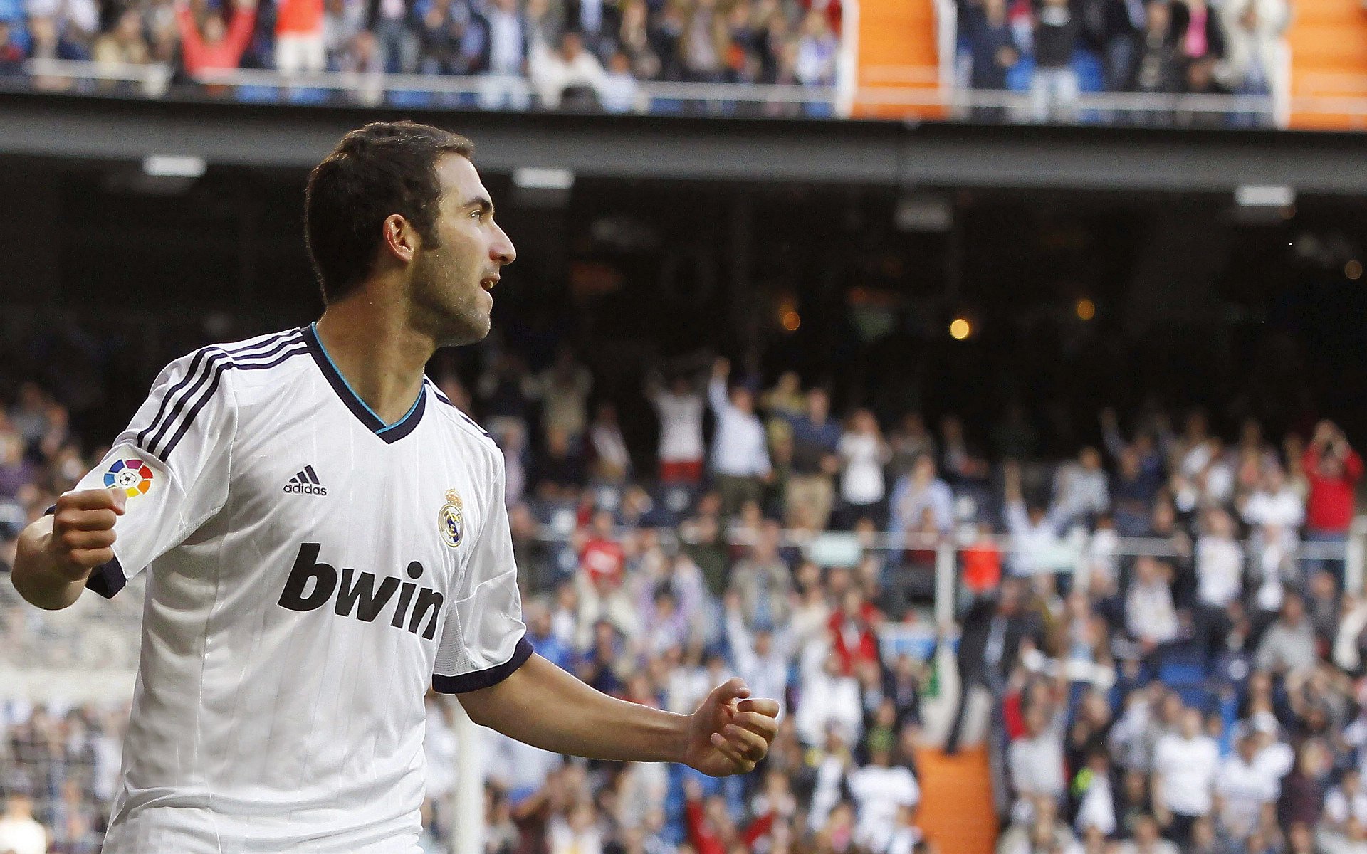 乐鱼（中国）体育官方网站-_魔术队战术多变，成功扳回一局_，魔术队全名叫什么