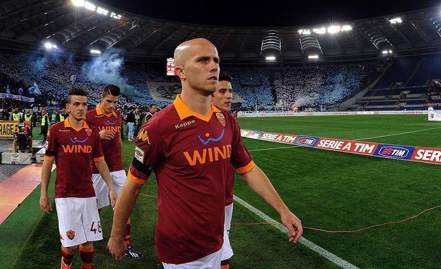 乐鱼体育：意甲莱切的防守体系与成功秘诀的简单介绍-乐鱼体育app